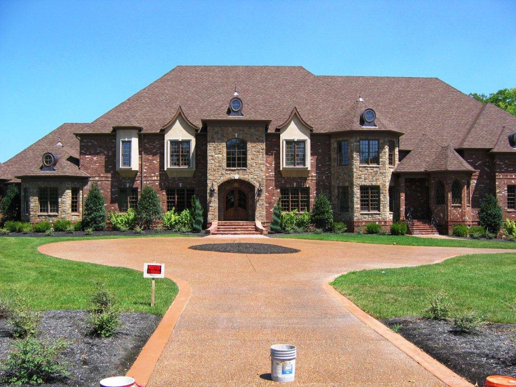 LWQ OLD LOUISVILLE TUDOR #42