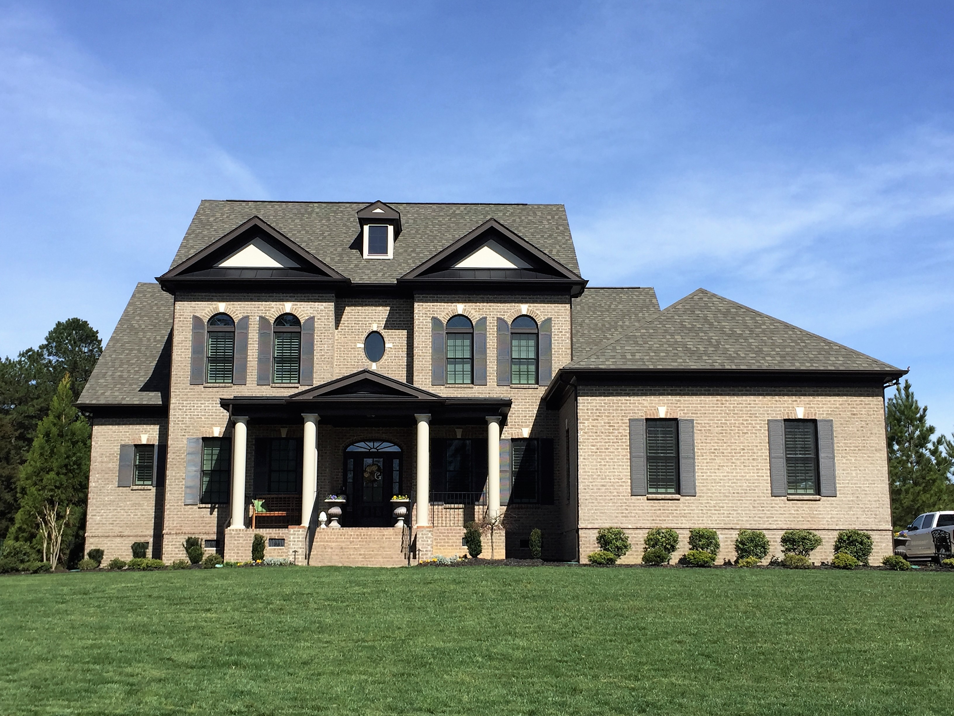 LWQ CASTLE ROCK TUDOR