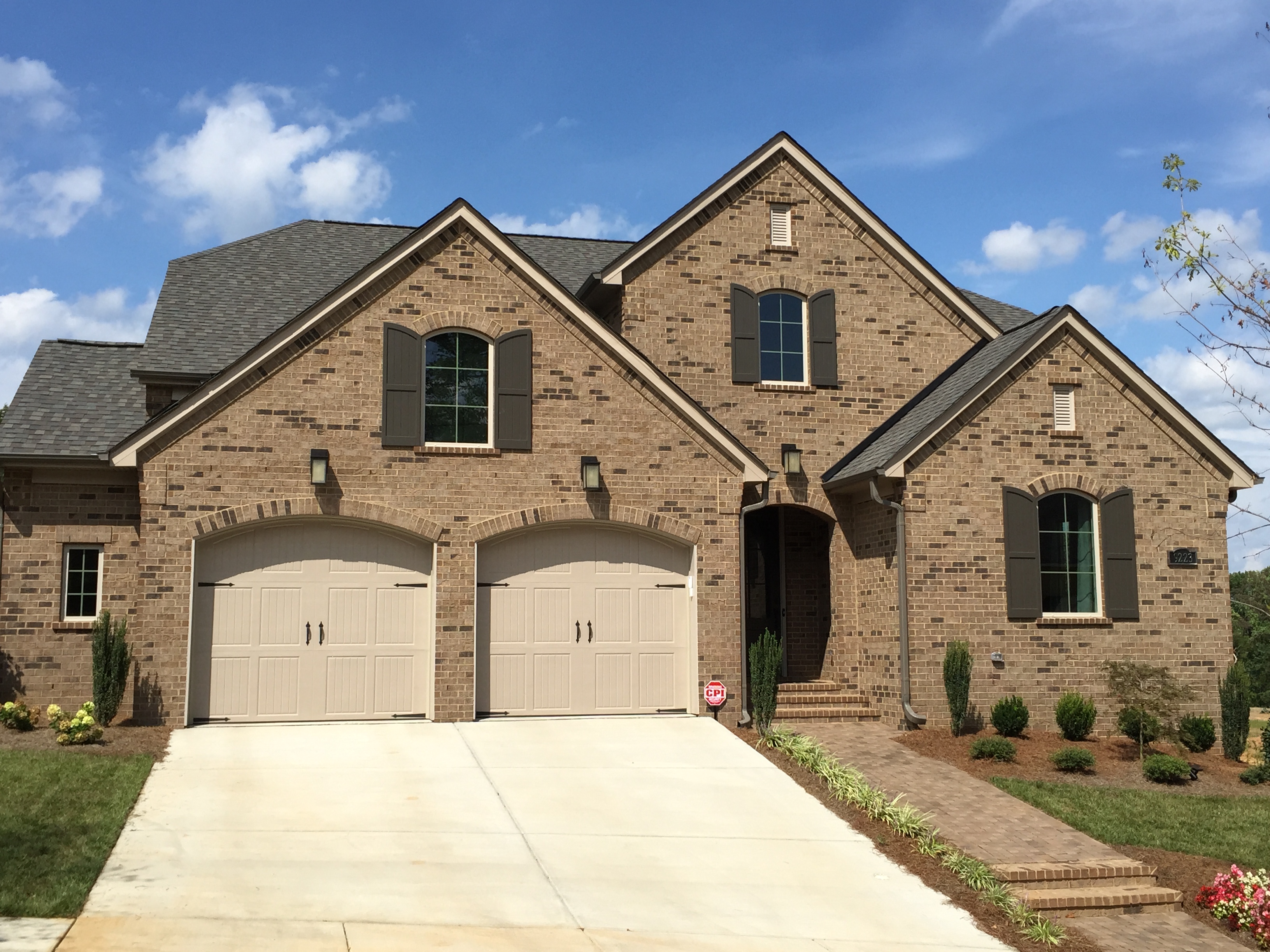 LWE COLONY POINTE